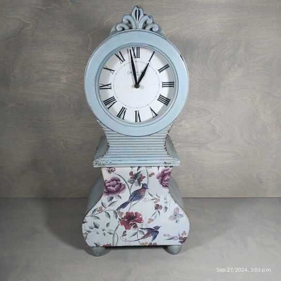 Stunning Pier one clock ornate flower birds battery operated alice in wonderland - Picture 12 of 16